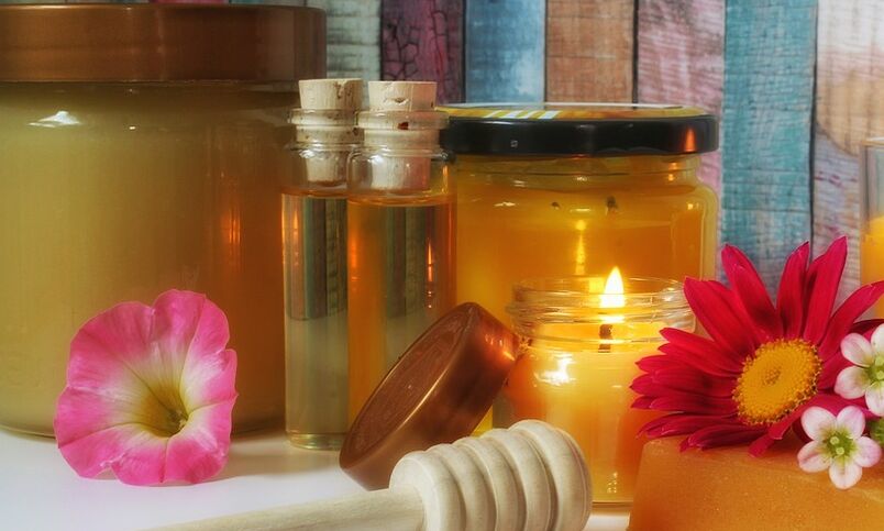 Honey for the treatment of varicose veins